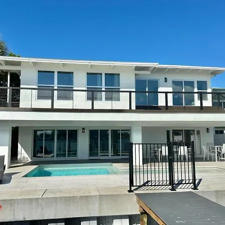 Bayside Grande Villa