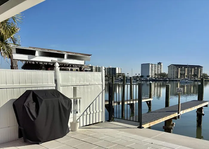 Bayside Grande *